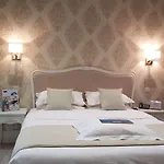 ホテル Kyriad Hyper Centre Hotel, Appartements, Seminaires Et Soins Sothys Paris