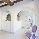 ホテル Kyriad Hyper Centre Hotel, Appartements, Seminaires Et Soins Sothys Paris ソミュール