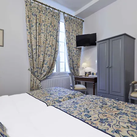 Kyriad Hyper Centre Hotel, Appartements, Seminaires Et Soins Sothys Paris