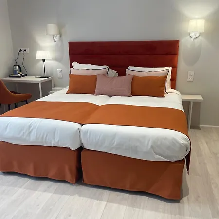 Kyriad Hyper Centre Hotel, Appartements, Seminaires Et Soins Sothys Paris מלון