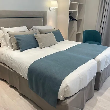 Kyriad Hyper Centre Hotel, Appartements, Seminaires Et Soins Sothys Paris סומור