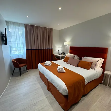 Kyriad Hyper Centre Hotel, Appartements, Seminaires Et Soins Sothys Paris מלון סומור