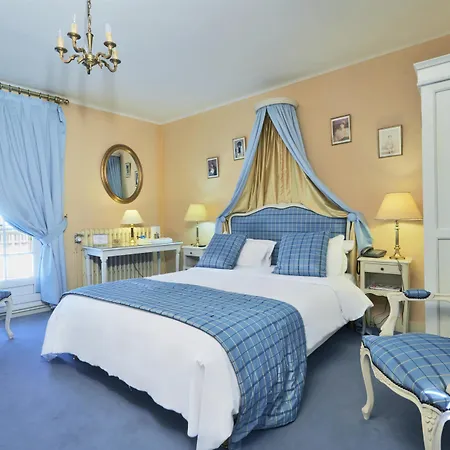 Kyriad Hyper Centre Hotel, Appartements, Seminaires Et Soins Sothys Paris Hotel Saumur