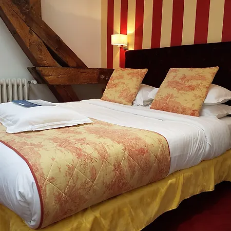 Kyriad Hyper Centre Hotel, Appartements, Seminaires Et Soins Sothys Paris מלון סומור