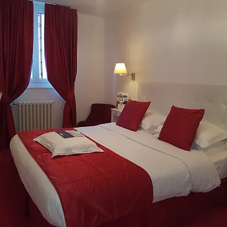 Kyriad Hyper Centre Hotel, Appartements, Seminaires Et Soins Sothys Paris 3*