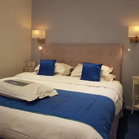 Kyriad Hyper Centre Hotel, Appartements, Seminaires Et Soins Sothys Paris 3*