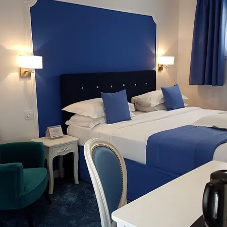 Kyriad Hyper Centre Hotel, Appartements, Seminaires Et Soins Sothys Paris 3*