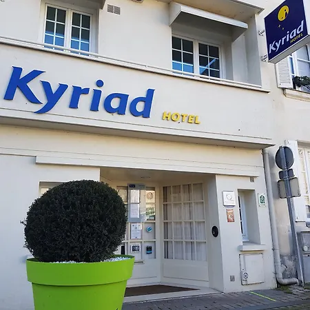 Kyriad Hyper Centre Hotel, Appartements, Seminaires Et Soins Sothys Paris 3*