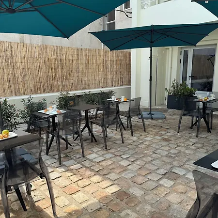 Hotel Kyriad Hyper Centre Hotel, Appartements, Seminaires Et Soins Sothys Paris