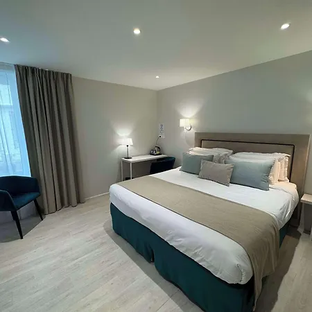 Hotel Kyriad Hyper Centre Hotel, Appartements, Seminaires Et Soins Sothys Paris 3*