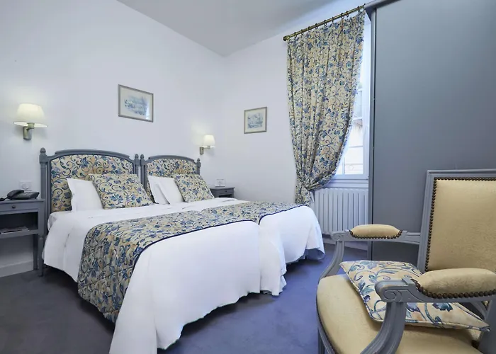 Kyriad Hyper Centre Hotel, Appartements, Seminaires Et Soins Sothys Paris Hotel Saumur