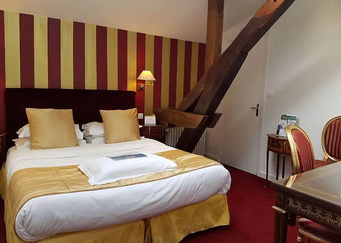 Kyriad Hyper Centre Hotel, Appartements, Seminaires Et Soins Sothys Paris