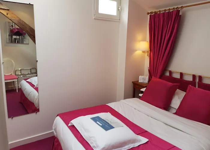 Hotel Kyriad Hyper Centre Hotel, Appartements, Seminaires Et Soins Sothys Paris 3*