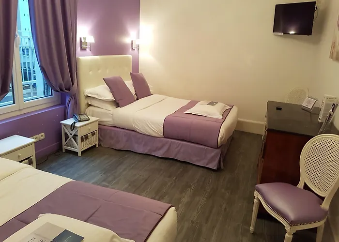 Kyriad Hyper Centre Hotel, Appartements, Seminaires Et Soins Sothys Paris Saumur