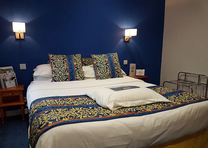 Hotel Kyriad Hyper Centre Hotel, Appartements, Seminaires Et Soins Sothys Paris 3*