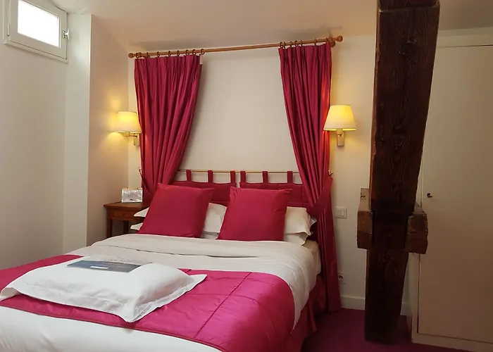 Kyriad Hyper Centre Hotel, Appartements, Seminaires Et Soins Sothys Paris Hotel